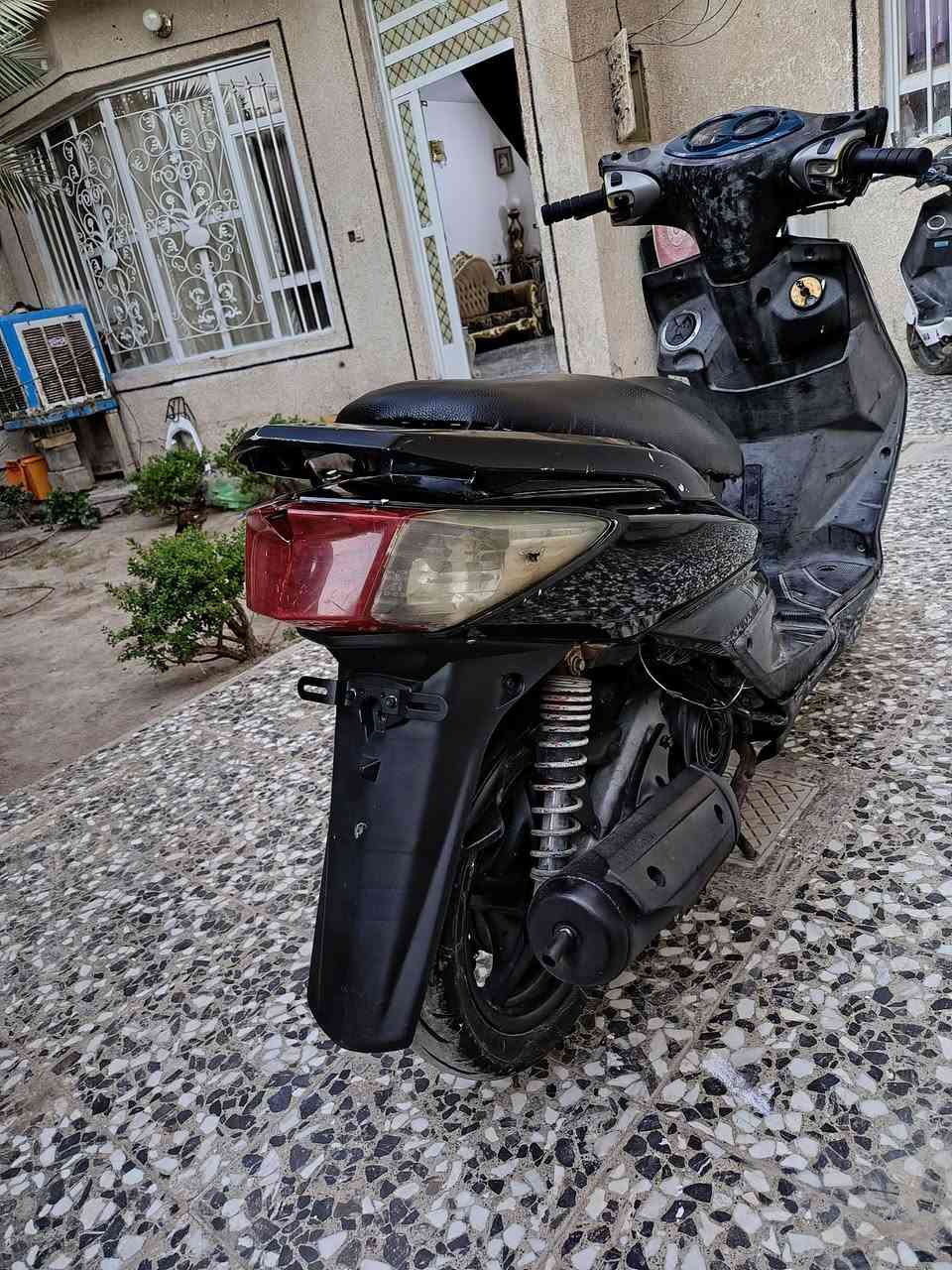 دراجة سكنس فحل 140 نكرة سلف محرك ناعم لا نضوح ولا تبخير كفراتها بلادية الدراجة شوكت ما تجيها نكرة سلف سعرها 450 مكاني الشعلة ***********
