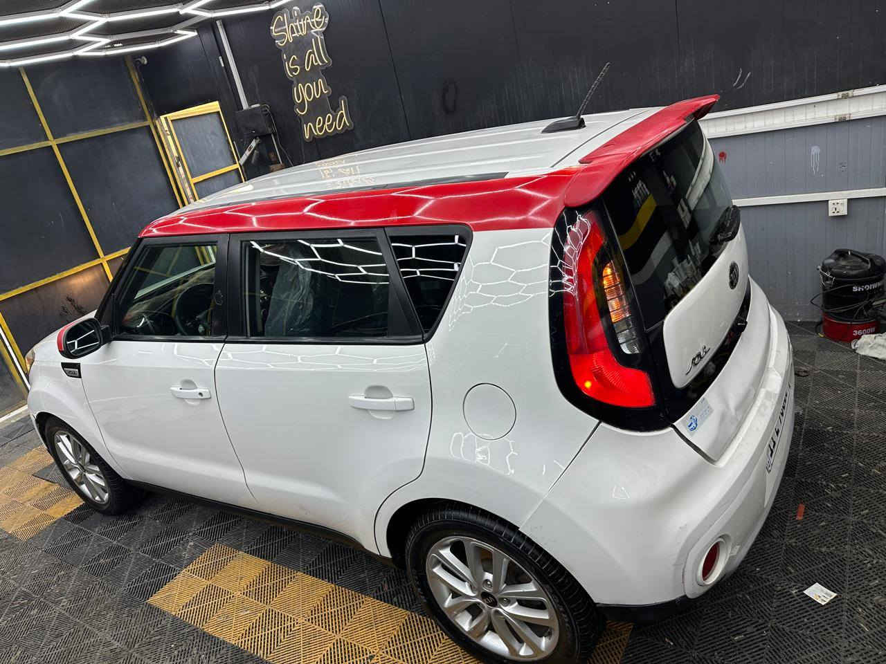 سول امريكي
موديل:19
مكينه:2000.. جي دي
فول مواضفات ثلاث انضمه 
 حادث صفح بابين وجاملغ االمامي 
ابسمي مشروع وطني
بغداد مدينه الصدر
مكفوله كير ومكينه وتبريد سياره خير من الله
تفاصيل اكثر خاص او تصال سعر 130$
***********
