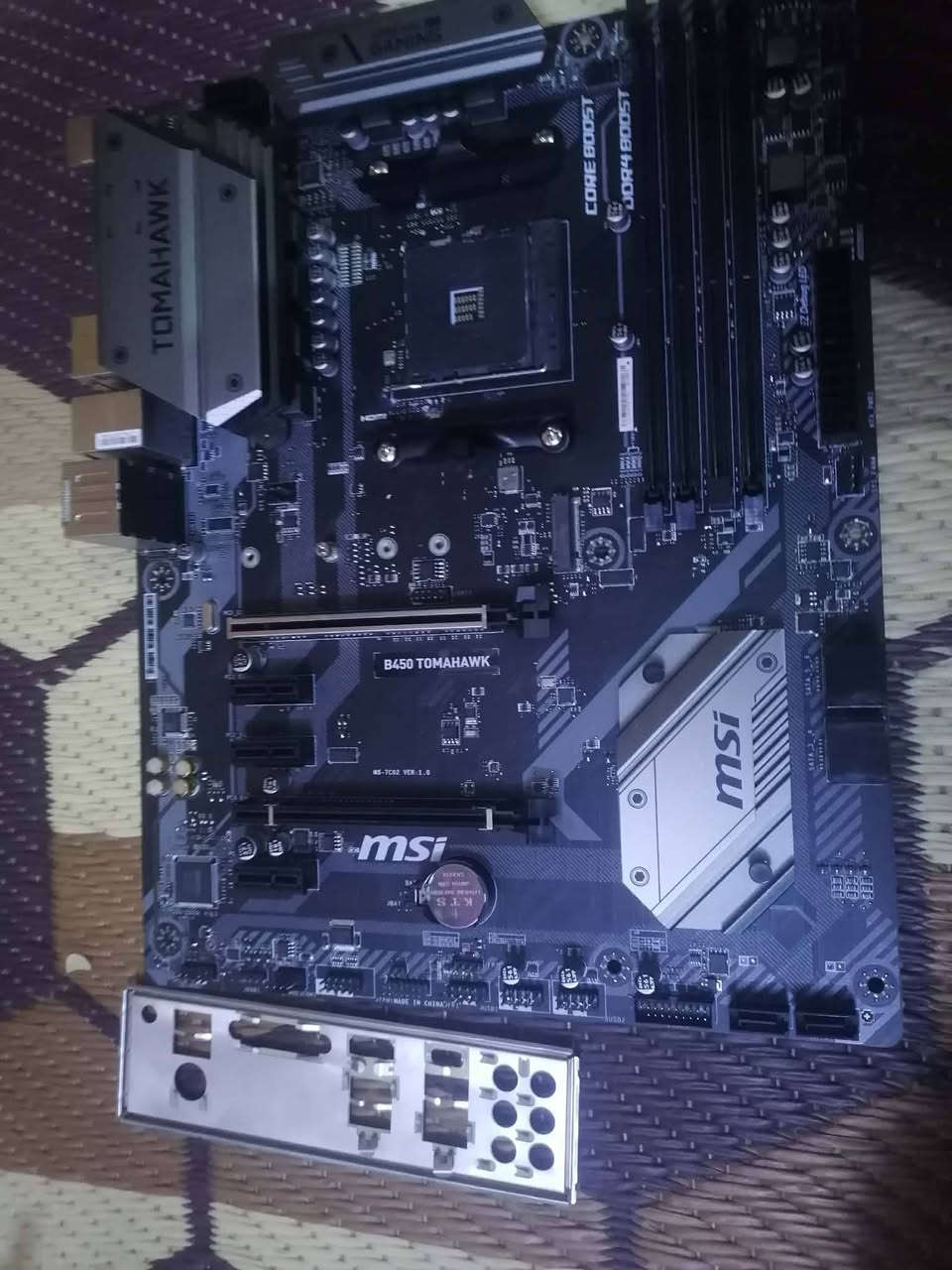 مذربورد المواصفات فول ادخلو ع الموقع وفهمو مواصفاتهة
ع اكثر سعر ابيع تواصل واتس اب ***********
