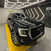 جی ئێم سی 2023 مواسەفات SLE شاشە ئەلیکترۆنی  شاشەی دواوەی  سوکان کارەب...