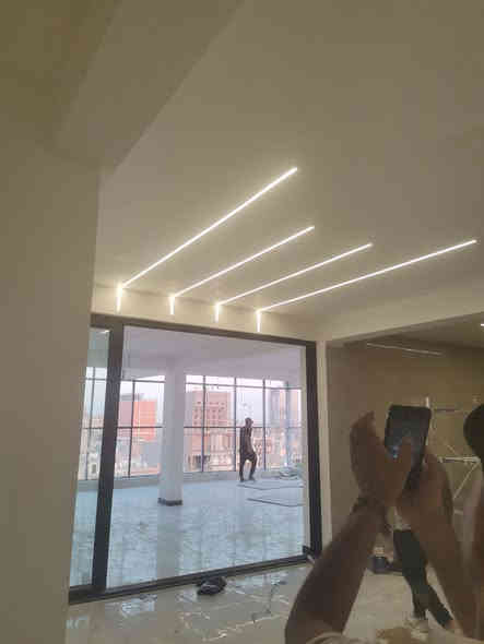 السلام عليكم اخوكم مصري مقيم بغداد خلفه كهربائي درجة اولي بفضل الله تاسيس وتشطيب وديكورات في خدمتكم ان شاء الله للتواصل ***********
