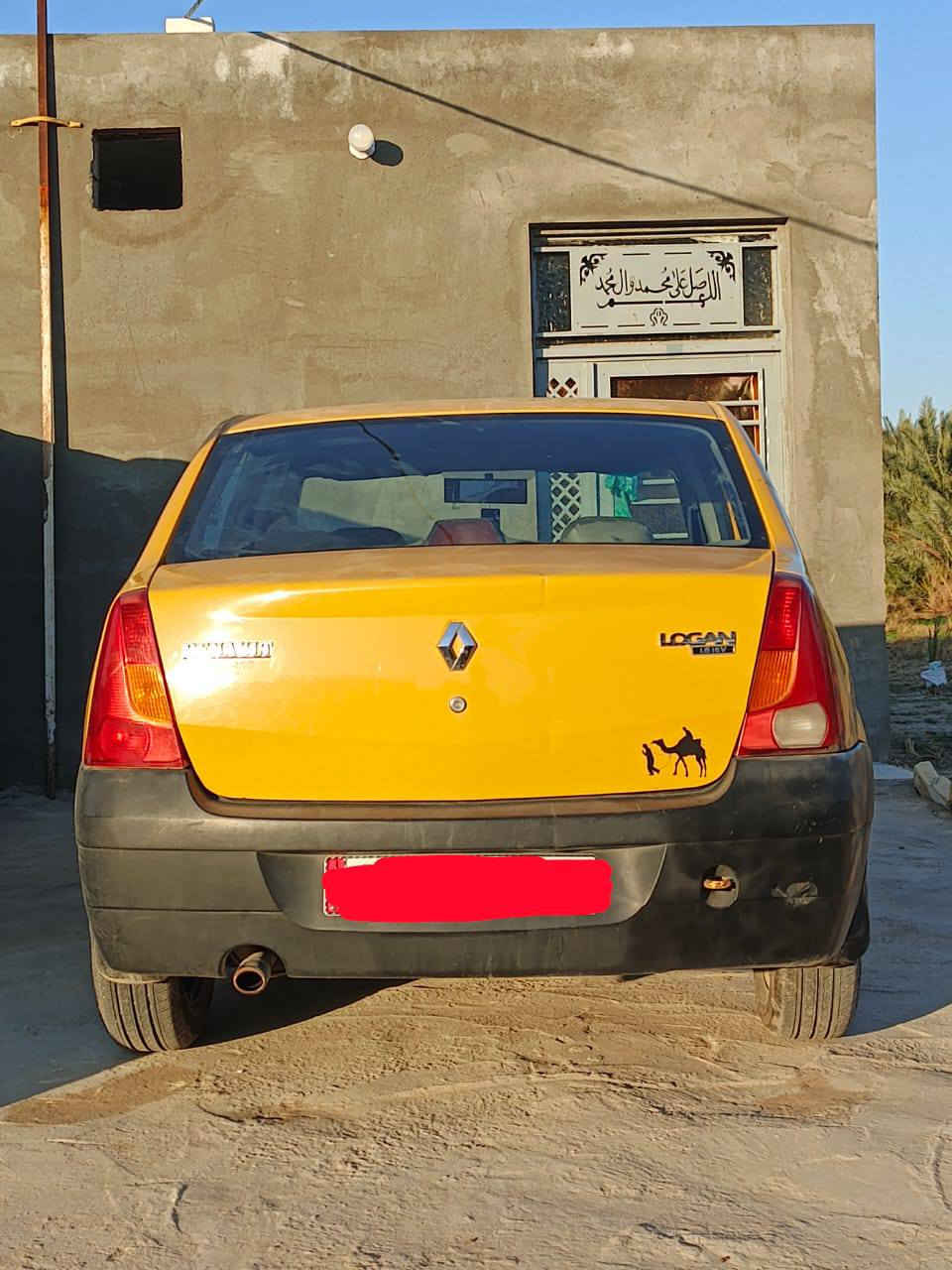 السلام عليكم. سيارة رينو للبيع موديل 9 السعر 46 بيها مجال
العنوان. السماوة الداحرة

رقم ***********
