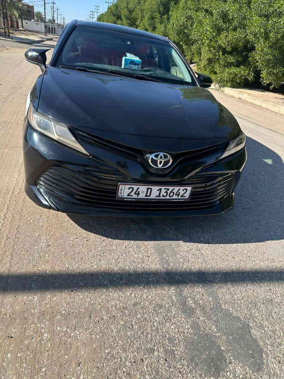 السلام عليكم 
كامري للبيع موديل 2018 رقم دهوك شرط التحويل السياره مصبوغه عام عام السياره جاهزه كير محرك بشرط السعر 132 الرقم ***********
