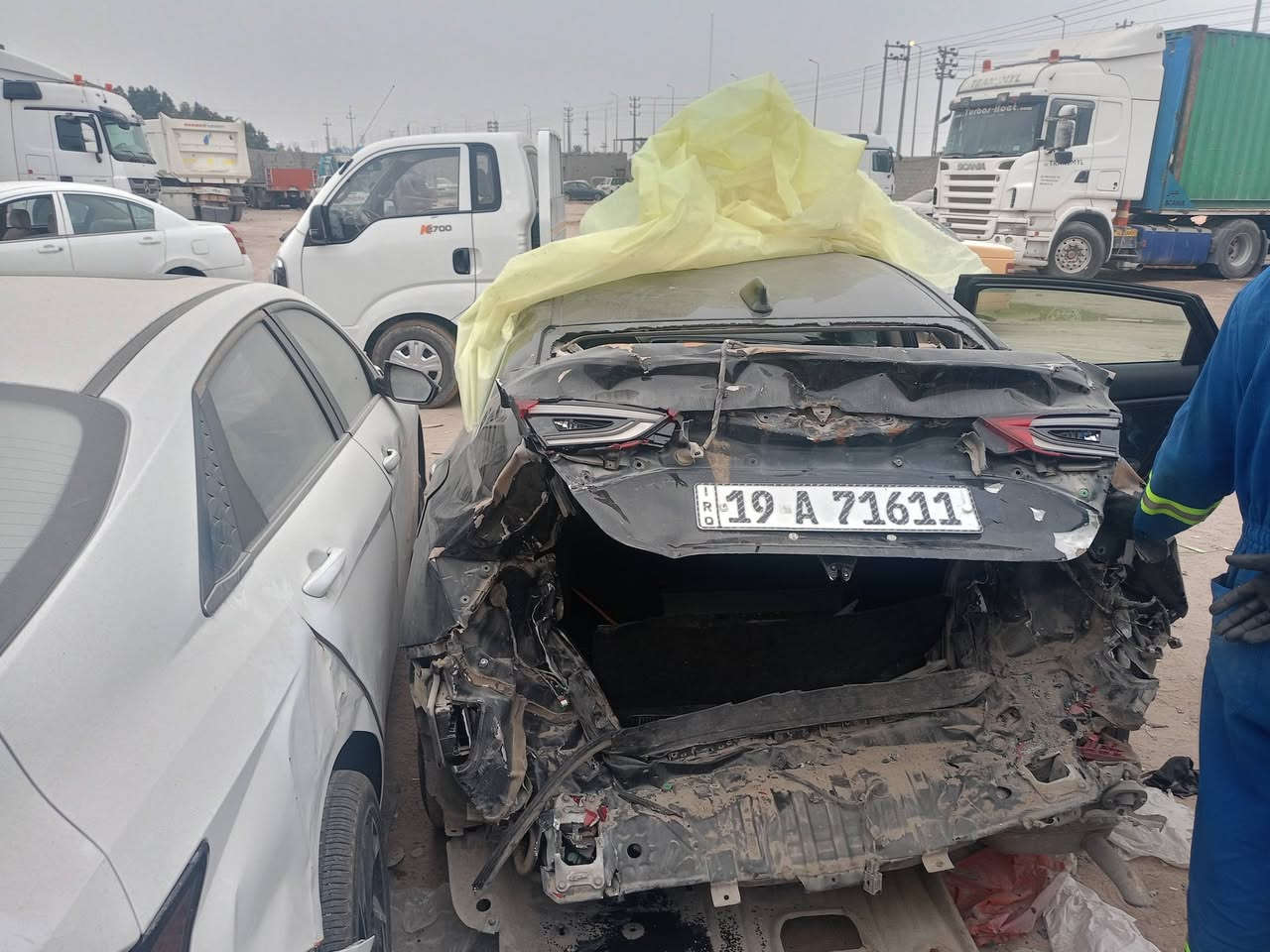 سلام عليكم هوندا انسايت موديل 22تورنك فول مواصفات ضربته من امريكا بس قبق جنطه وانضربت هنا بل عراق مثل ماموضح والسياره بجم كبس السعر75وبيها مجال قليل مكانه بصره رقم ***********
