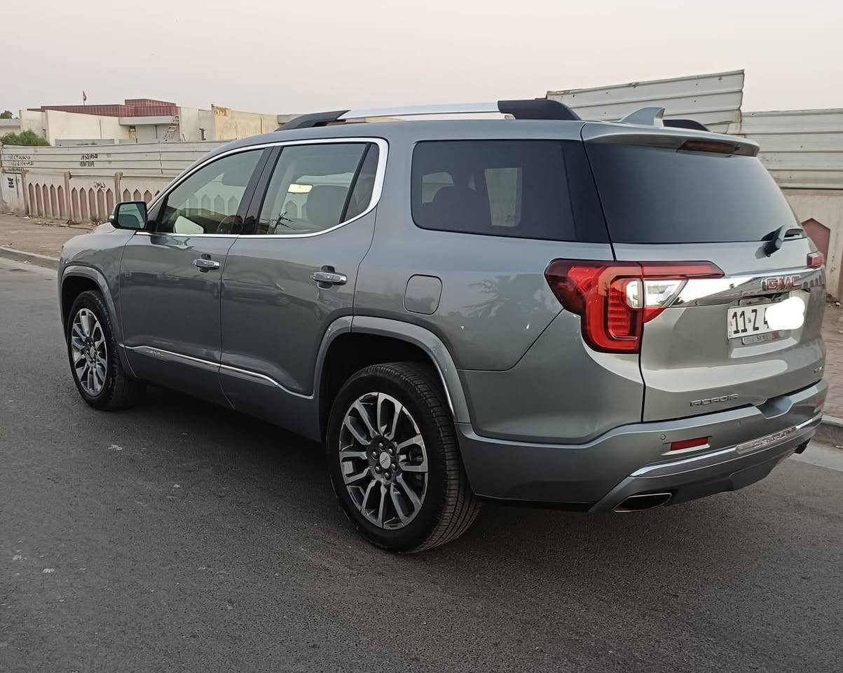 GMC ACADIA  DENALI 
موديل 2023  ٦ سلندر 
رقم بغداد بأسمي 
الايرباكات سليمة
بجم كبس حادث جانبي 
للإستفسار/ *********** 
اتصال أو  واتساب 
مكان السيارة / بغداد - حي الخضراء
