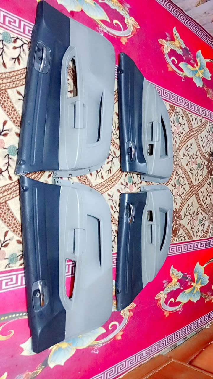 السلام عليكم اربع بطاين أوباما للبيع نضيفات حيل كاملات السعر ١٠٠الف وبيهن مجال اتصل وبيك خير وتدلل مكاني الحله الحمزه الغربي ***********
