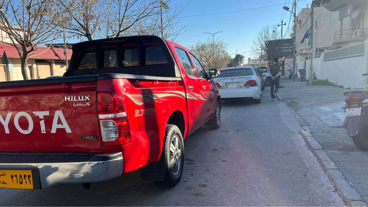 سەرەتا بە ناوی خوا 
جۆری ئۆتۆمبێل تۆیۆتا هالۆکس ٢٠١١ سعودی بتڵ 
مواسەفات ؛ گێڕ تۆماتیک و شاشە و کامیرە ، یەک پەڵەی بچوک دەرگای سایەق بۆیاخە 
علوجە سەیارەکە ، نرخەکەیشی ١٠٨ و مەعمەلە 
ڕەقەم تەلەفون 
0772 850 2610 دار بنديهكان, السليمانية
