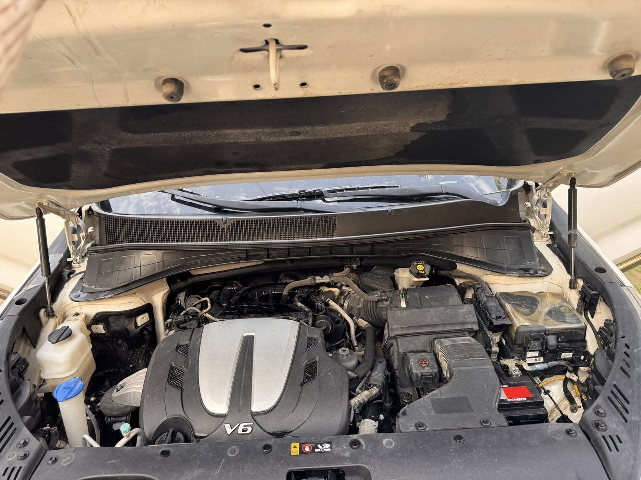 سلام عليكم 

 للبيع كيا سورنتو 2018 كفاله عامه 
مكان الديوانيه 
سياره ماشيه 179 الف 
كفاله من ضربه وكير ومكينه 
***********
