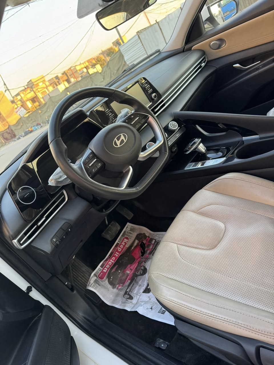 ‏سلام عليكم
النترا 2024وارد صيني مكينة 1500 دبل ونوزل 

‏ كفالة العامة 

ماشية 25

فول 1/1

السعر 142 وبيه مجال بسيط

الموبايل ***********
