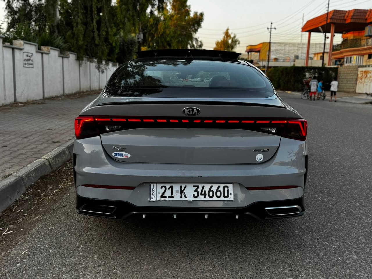 سلام عليكم 
كيا K5  2021 فول موصفات /  مراوس مع كامري حديث ويفظل هايبرد
الي تعجبه هذا رقمي ***********
