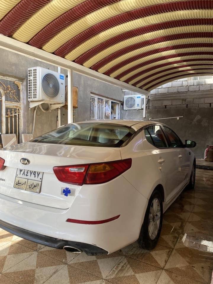 السلام عليكم بيع او مراوس أوبتيما 2014 شكل 15 وارد خليجي رقم أربيل سنويه منتهيه ماشيه 189 الفkm بيهه صبغ بابين وضربه بالجاملغ الأمامي جهة العبري فقط 
السعر 120وبيهه مجال
للتواصل ***********
