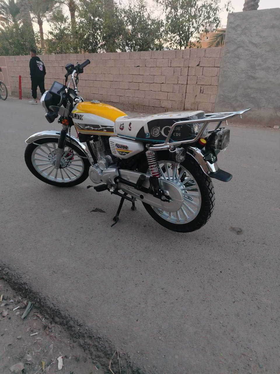 السلام عليكم دراجه للبيع موديل 2025 محرك 200ccكفالة عامةاخت الزيرو سعر825بيهة مجال  العنوان ديالى خان بني سعد الرقم ‏‪***********‬‏
