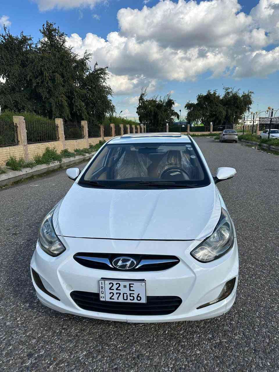 السلام عليكم 

اكسنت للبيع موديل (2012)
رقم اربيل سنوية وهزه جديدة سنويه 
شرط التحويل والغرامات 
دفتر بانزين موجود 
مواصفات 
سلايت
شاشة ايباد 
كامره 
تحكم استيرن
سياره فقط بي صبغ جوه قبغ بانزين 
مكينه وكير بالشرط 
سياره مابيها ربع دينار مصرف 
سعر ( 105 $ ) وبي مجال للطيبين 
مكاني كركوك 
اي استفسار 
( ***********)للاتصال او اوتساب كركوك, العراق
