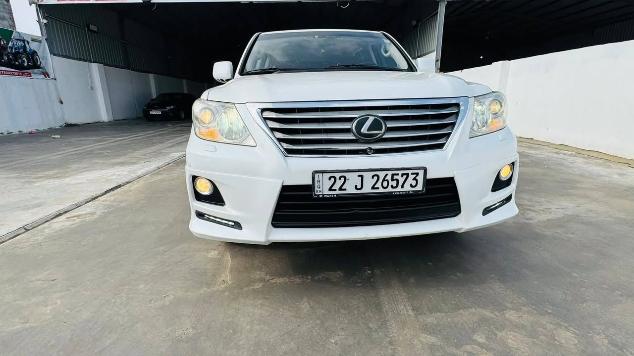 سلام عليكم للبيع لكزز موديل ١١
سيارة جديدة 
رقم اربيل 
فول موصفات 
رقم شمالي 
سيارة عله وضع شركه 
ماشيه ١٤٠
ترهم مراوس 
***********
