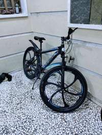 بايسكل C700 ياباني السعر 85 وبي مجال بغداد المشتل رقم الهاتف 077657395...