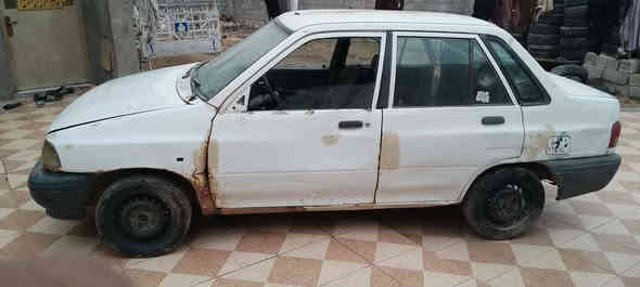 السلام عليكم سايبا 12 مكينه بيها بخار كير جيد سنويه ضايعه شرعي موجود عليها غرامات 700 الف السعر ب 10 وبيها مجال *********** وات ساب اتصال مكانها النهروان
