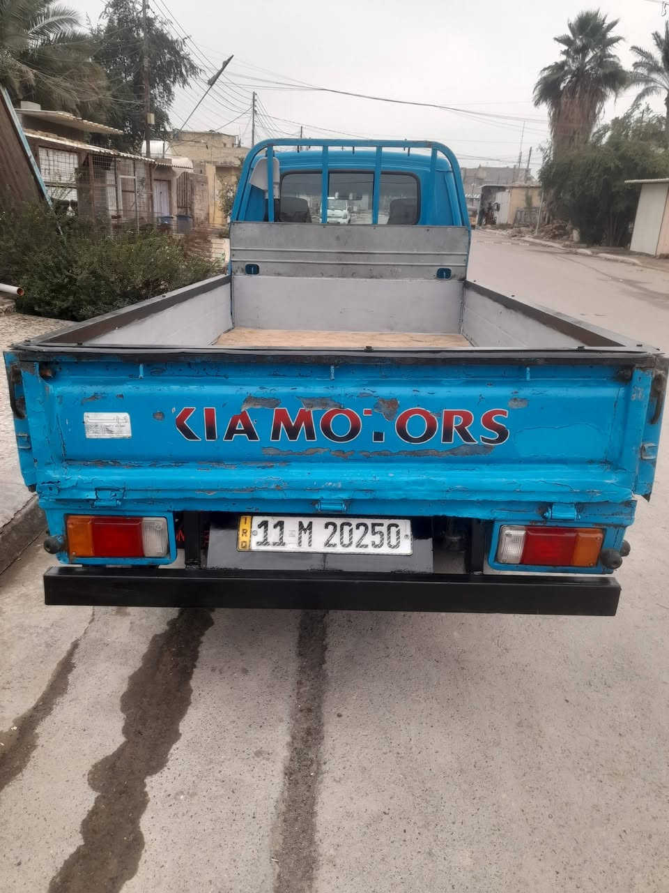 سلام عليكم. سيارة موديل١٩٩٥ سنوية بسمي رقم نكليزي رقم شاصي بلادي واضح جدن جدن بليته موجدة بلاديه .ملاحظة بياع شراي مابيعلة جناي ابيع مكاتبة مرورية السعر ٦٠مجال حق جية المؤشراي لايتصل ***********
