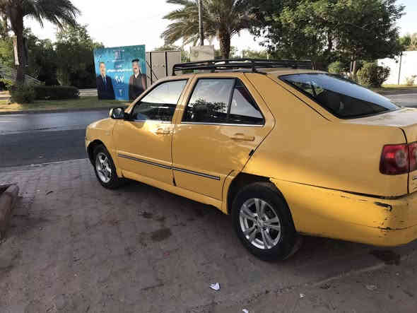 السلام عليكم 
شيري كوين تكسي موديل ٢٠١١ رقم جديد مصفره هيئه وغرامات بسمي السياره صدر كامل جديد تخم دبلات جديد تخم تاير جديد مشط ستيرن جديد وبور جديد مصار ٥ ايام من بدلتهن المكينه بيها بخار الكير خير من الله نواقص بيها بسيطه انزلها من سعرها تجيني تشوف وتفحص بعينك سياره مال خبزه معروضه ب٢٥ وبيها مجال مكان بغداد البياع 
للاستفسار ***********
