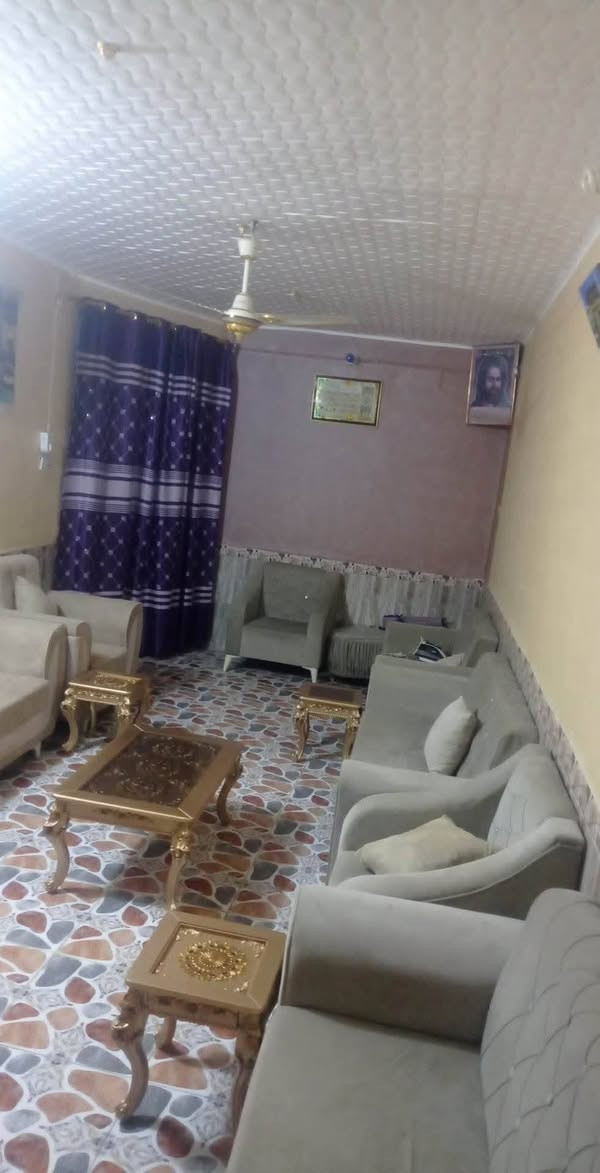 🌐🏦دار طابو صرف للبيع أو المراوس ويباع أيضاً مبادره صوب الجزيره طابقين 🏦🌐
  
🩵(بيع أو مراوس بقطعه ويباع أيضاً على المبادرة) .🩵
----------------------------------------
الطابق الاول عگاعده كونكريت⚜️ ⚜️مسلح ⚜️ عرض الشارع 10متر ⚜️ ديكورات كافه الخدمات ⚜️ بناء نضيف طابقين ♑

🏩يحتوي البيت على الطابق الاول🏩

💥 غرف نوم عدد 2 💥 آستقبال 💥 صاله 💥 صحيات داخليه وخارجيه 💥 مطبخ كبير 💥  💥 مناور❇️ طارمه  💥گراج سياره 💥
-----------------------------------------
 الطابق الثاني 👇 
غرف نوم عدد(3) 💥صاله كبيره 💥 صحيات 💥👇مخزن 
--------_-------------ـ-----------------
المكان💥⚜️💥 (شارع 30)

(خلف فرن الصمون الركن)

المساحه 💥⚜️💥(220) متر  

السعر 💥⚜️💥 225قابل للتفاوض 

_______________________

  💥تريد عقارك ينباع ماعليك سوئ المراسله والباقي
 علينه ⚜️ ___________________________

💙️ #للاعلان عن العقار الخاص بك او للمزيد من الاستفسارات إتصل على الارقام التاليه أو زيارة مكتبنا الكائن في آلشموخ 

________________________&&
*********** 
(متوفر واتساب) 

او مراسلة الصفحة على الخاص 💙
