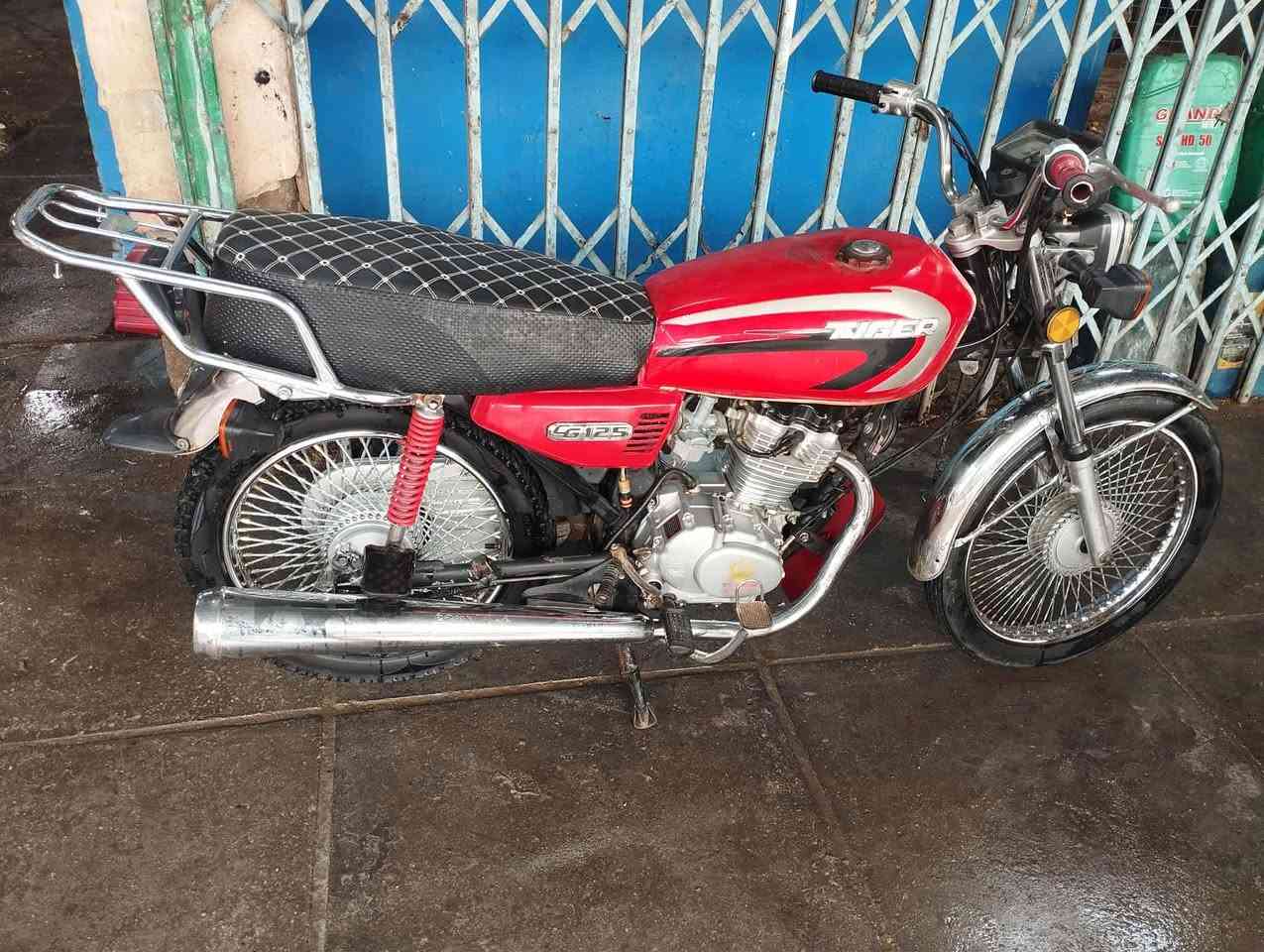 السلام عليكم شباب دراجه تايكر للبيع اوراق اصولي موديل 19  السعر 750وبيه مجال للشراي ***********
