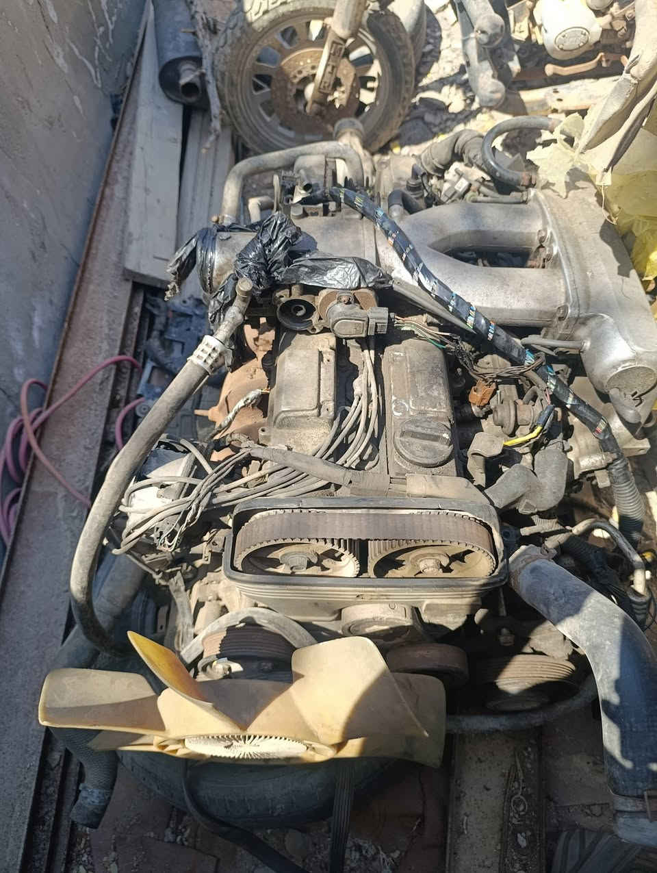 سلام عليكم محرك 2500 ديلكو كامل هوه ولتفرعات للبيع شرط الشغل  من كير من محرك من دينمو من كلج من سلف من كمبريسر من ضفيره كامل اخوان سعره مناسب للستفسار واتساب ***********

