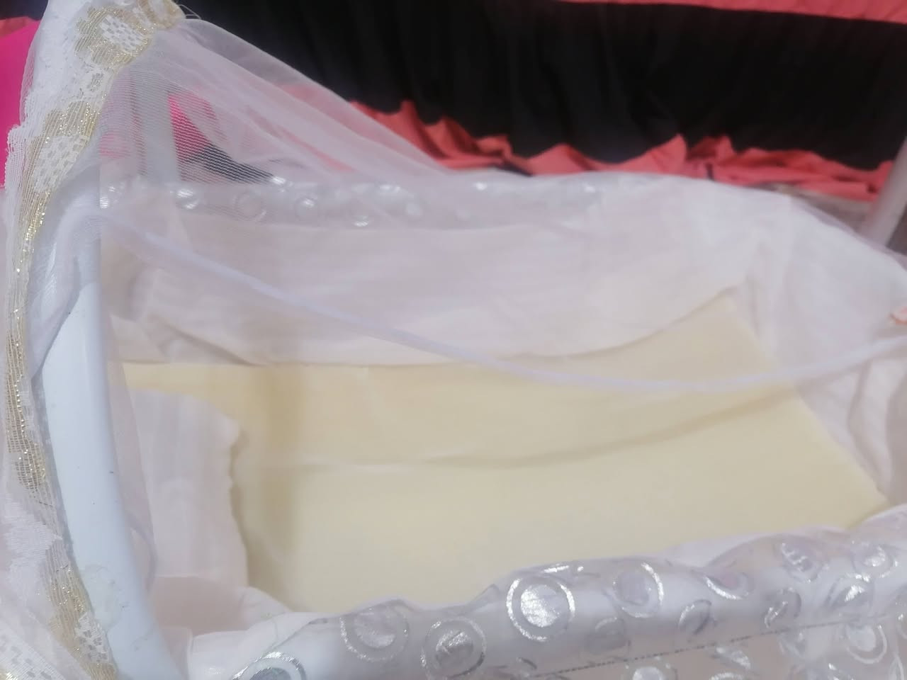 بنات عندي هذا الكرسي ابد مامستخدم والله بتي ماكعدت بيه دوم وسله مال طفل اريدهم ب٢٥ اثنينهم


**إذا كنت صاحب هذا الإعلان وتريد حذفه لأي سبب، رجاءا أرسل رسالة إلى الدعم الفني**