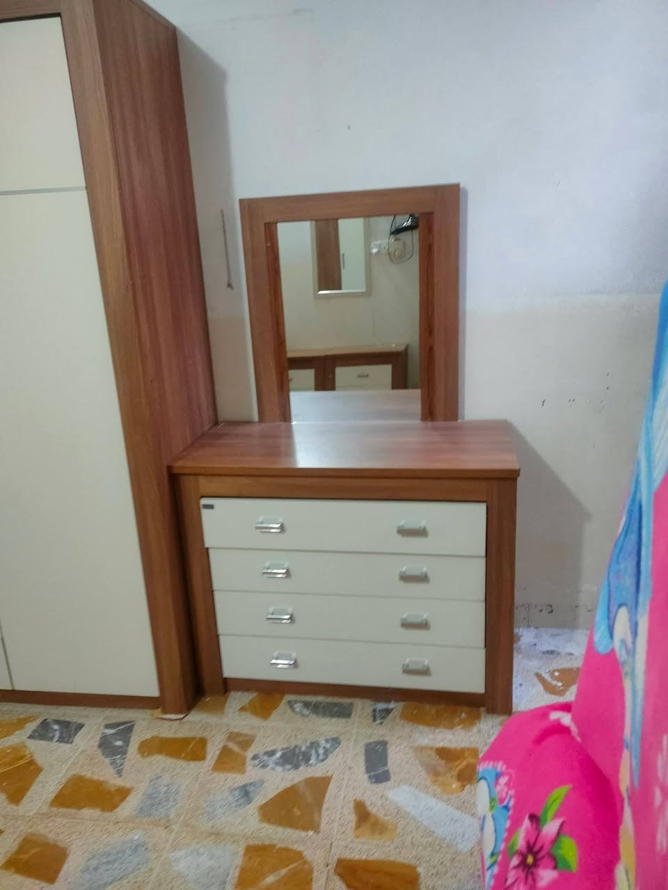 غرفة نوم للبيع


**إذا كنت صاحب هذا الإعلان وتريد حذفه لأي سبب، رجاءا أرسل رسالة إلى الدعم الفني**