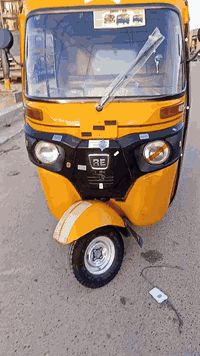 ياالله السلام عليكم تكتك للبيع موديل 20 شهر الخامس رقم وسنويه تحويل ثاني يوم بغداد البلديات التفاصيل داخل الفديو ***********
