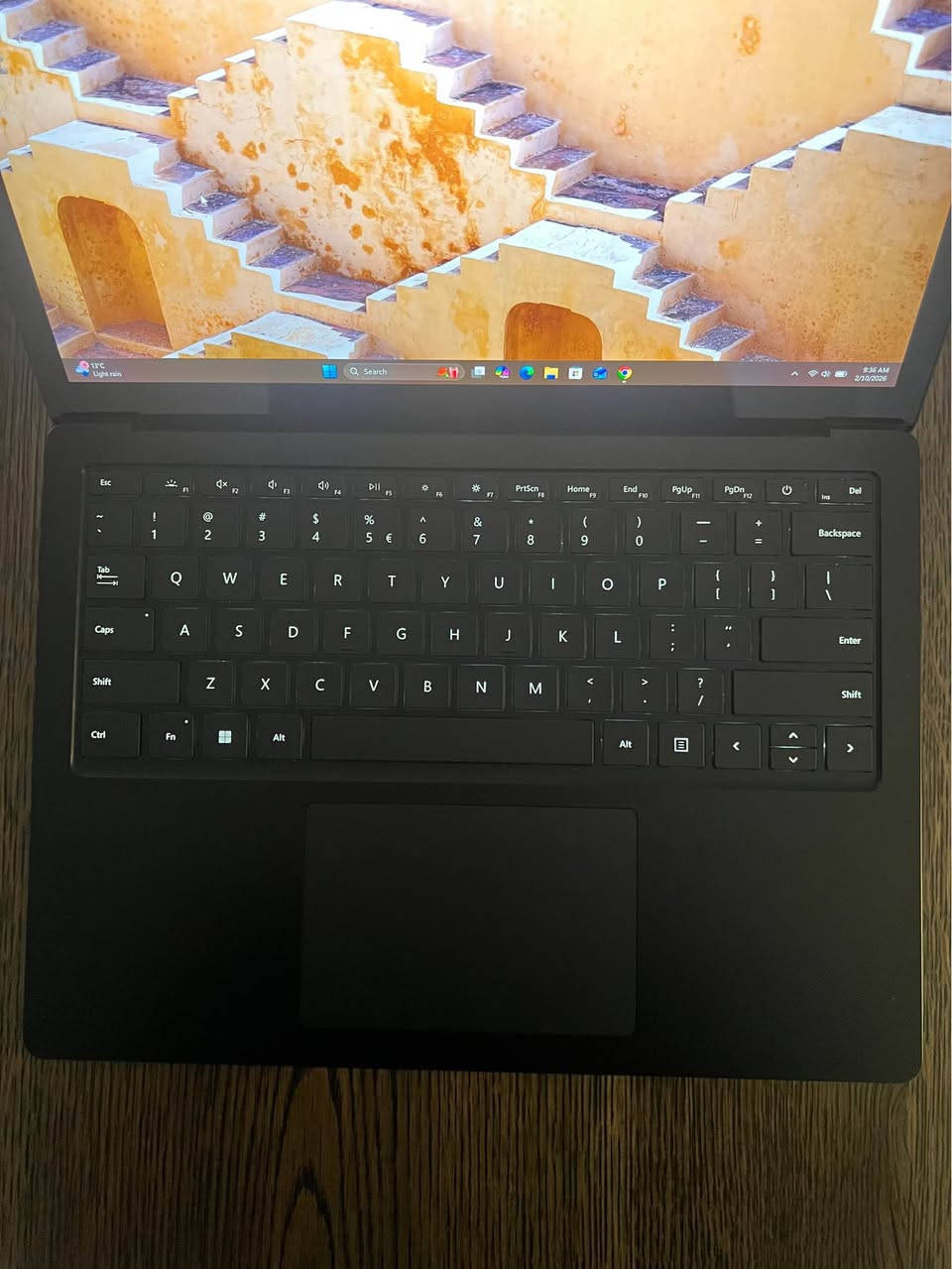 Key Specs :
 • 🧠 Intel Core i5-11 gen
 • 💾 8GB RAM
 • 🚀 256GB SSD
 • 🎮 Intel Iris Xe GPU – 8GB shared
 • 🖥️ 13.6 inch PixelSense Touchscreen 2k high-resolution display (sharp & clear)
 • 🪟 Windows 11

✨ Fast, slim, and premium — perfect for work, study, and multitasking.
It has 1 month warranty 

لاپتۆپێکی خێرا و سوک و کەشخەیە ، بۆ کاری ڕۆژانە  و مەڵتی تاسکینگ زۆر باشە 
زەمانی 1  مانگی لەگەڵە

️ ضمان شهر واحد
🚚 توصيل متوفر لجميع محافظات العراق

💰 Price: $314 [ 469,000 IQD ]
🚚 Delivery available to all Iraq 🇮🇶 أربيل, العراق


**إذا كنت صاحب هذا الإعلان وتريد حذفه لأي سبب، رجاءا أرسل رسالة إلى الدعم الفني**