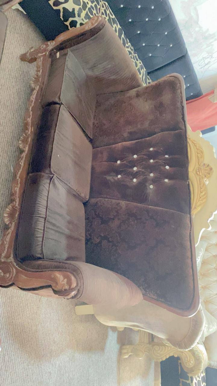 طخم للبيع للاستفسار الاتصال بالرقم
***********
