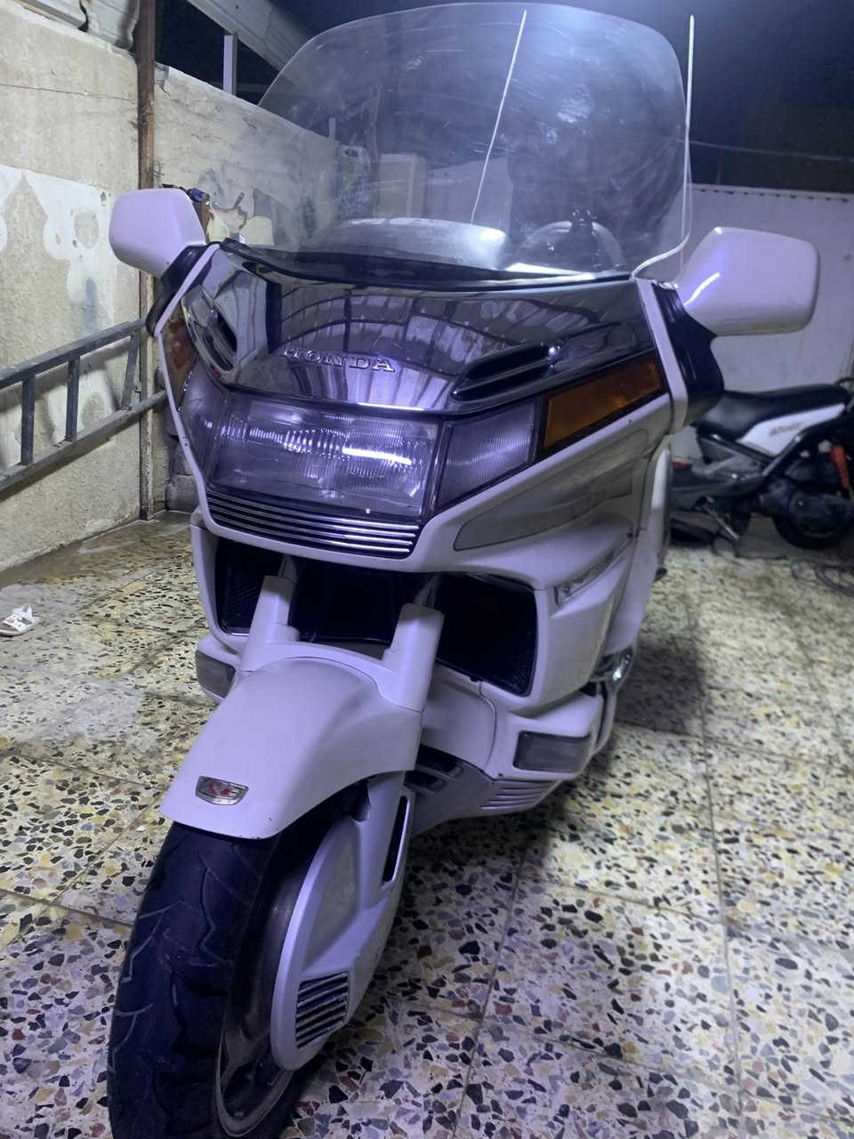 السلام عليكم كولد ونك 1500كلهه على وضع الشركه بدون ارقام تخم تاير جديد كلهه شغاله ما ملعوب بيه ولا ومفتوح برغي  
بغداد مدينة الصدر 
***********
