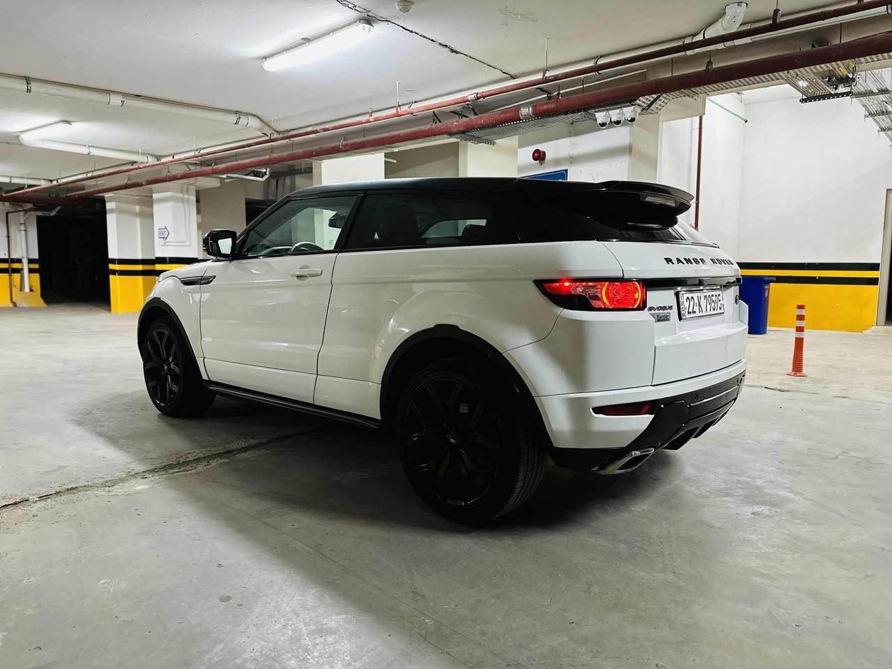 Range rover evoqe 2012 single door

رانجروفر ايفوك تك باب ٢٠١٢
كلين
رقم مميز
فوول
كشن سائق و سكن فوول كهربائي 
شركة سردار 
٤وضعيات قيادة 
بانوراما
مكفوله من كلشي مابيها نقص
و سعر ١٥٥و بيها مجال للشاري أربيل, العراق


**إذا كنت صاحب هذا الإعلان وتريد حذفه لأي سبب، رجاءا أرسل رسالة إلى الدعم الفني**