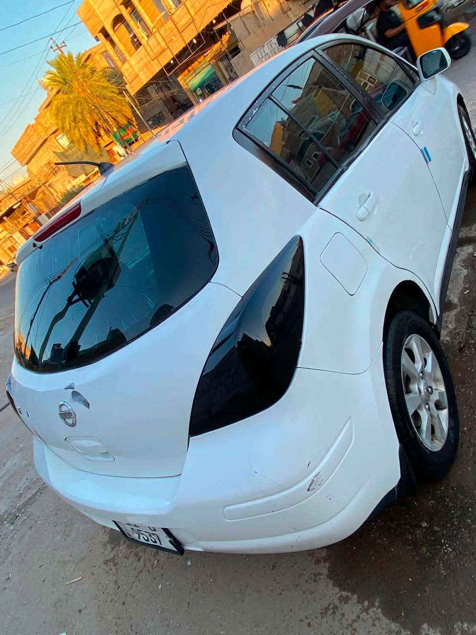 نيسان فيرسا موديل. 2007 السياره جاهزه مكينه 2000 وكير مكفول تبريد شغال صدر امامي خلفي جديد تخم تاير. كهربايات كلها شغاله. حادثهاالجاملغ  الخلفي. داخل عسلي سياره جاهزه حلوه جناي على ايدي كل نقص مابيه رقم رباعي بغداد حلو سعر 65 مكان بغداد الرقم ***********
