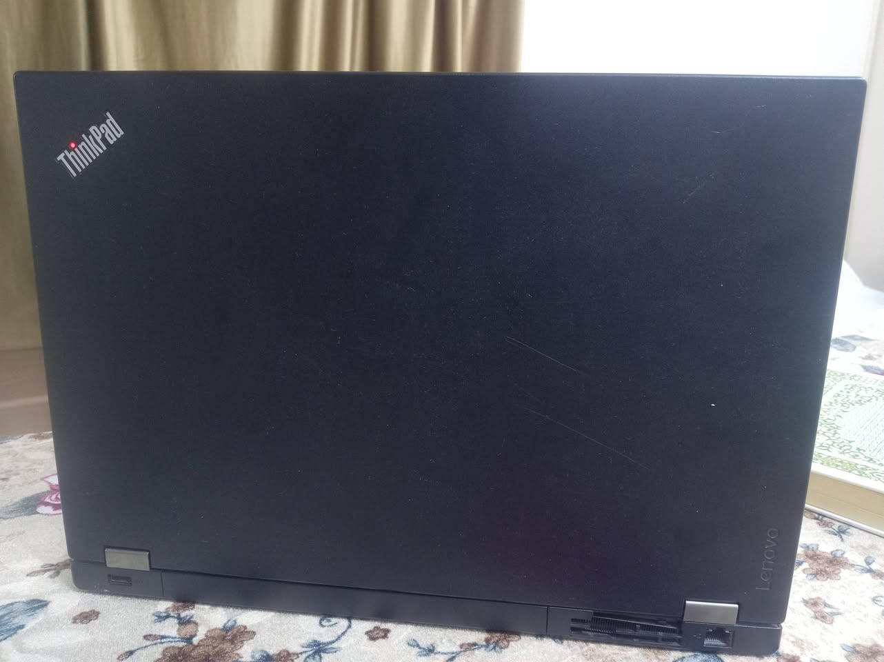 السلام عليكم
لابتوب نظيف نوع Lenovo مواصفاته عاليه ومنشورة مع الصور اشترتيته كملت بيه رسالة الماجستير وحاليا اريد ابيعه سعره ٢٧٥ الف بيه مجال... 
***********
