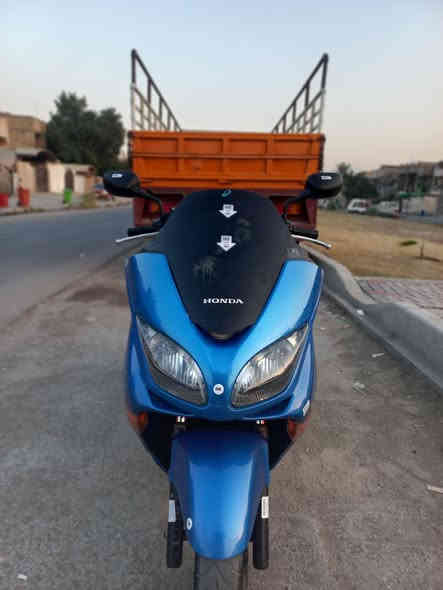 السلام عليكم دراجه فورزا 0,9 كرستال٧كير ٤تحويلات مكينه كلجات لوك شرط برغي مامفتوح بيهه
 كهربائيات كيجات كله شغاله
 شلعه معدل فول تراي وين ميعجبك
 نضام اي بي اس تدفئة يدات لايت زنون
 دوسات نيكل السعر مليون وميه 
مكاني بغداد فلكت حي النصر 
***********
