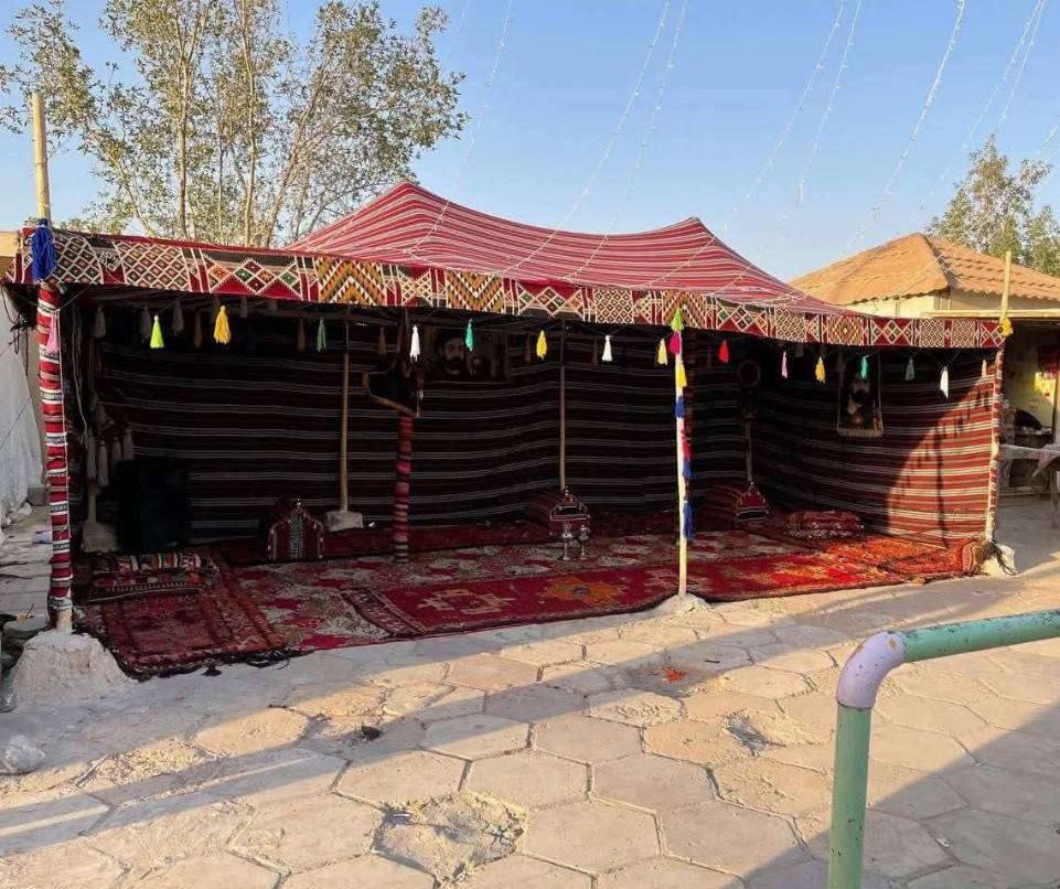تفصال خيم جاهزه مجهز 
شغل درجة اوله جميع انوع القماش موجواد 
يوجد توصل جميع المحافضات 
سعر خاص وسعار مناسب جدآ
او وتساب ***********
او تصال ‏‪***********‬‏
