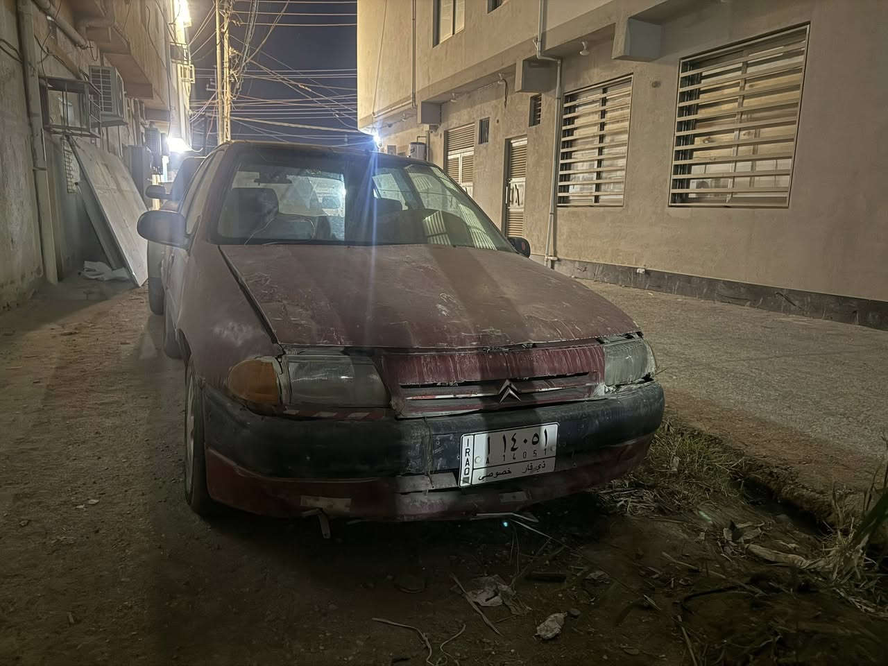 السلام عليكم سياره ستروين فرنسي موديل 1998 مكينه وكير كورلا 1600 السياره سنويه ساقطه وتطيح من سعرها  مكينه وكير نضيفات واصوليه من كلشي وشرط التحويل سعر 25 وبيها مجال 
للاتصال او واتساب / ***********
