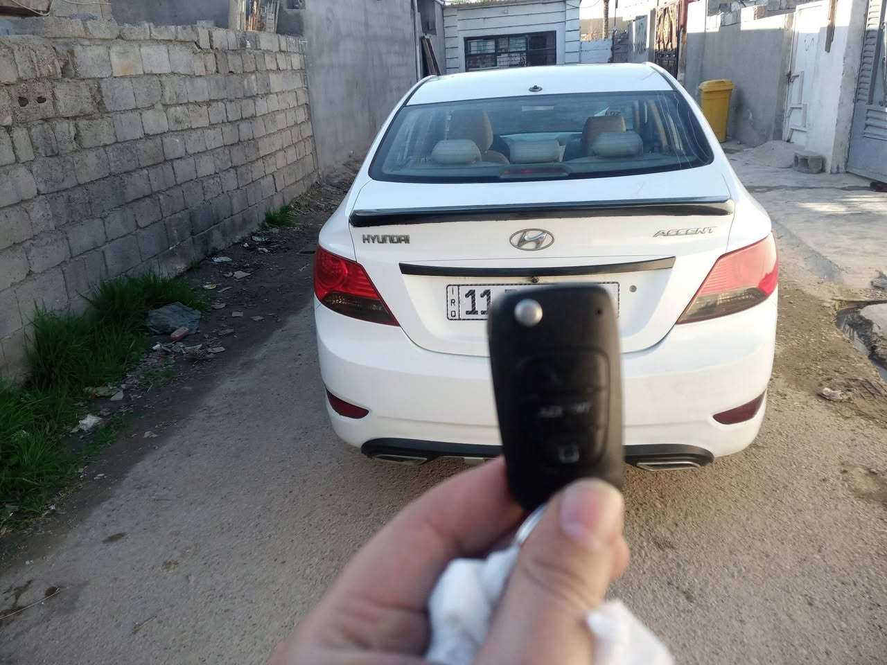 اكسنت خليجيه مكفوله على وضع الشركه سيارة جاهزة رقم بغداد دولي تخم تاير شاشه فول مواصفات سلايت اشاير بالمري سيارة مكينه1600 مال بيت السعر107 مكاني بغداد التاجي ***********
