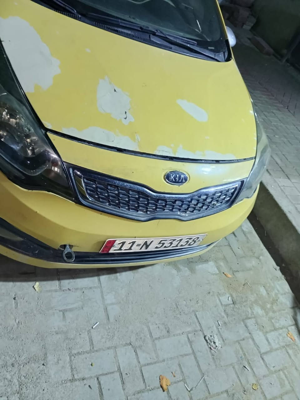 السلام عليكم كيا ريو 2013 خليجي
محرك دوش 1600  بيها  بداية كاز كيت السياره شغاله وتمشي تبريد شغال باتري جديد 

شاشه لمس الكهربائيات كله شغاله 

ما بيها حادث فقط هذا الموضح على البنيد 

رقم بغداد انكليزي مصفره هيئه وغرامات العنوان بغداد 

السعر 66 رقم الهاتف ***********
