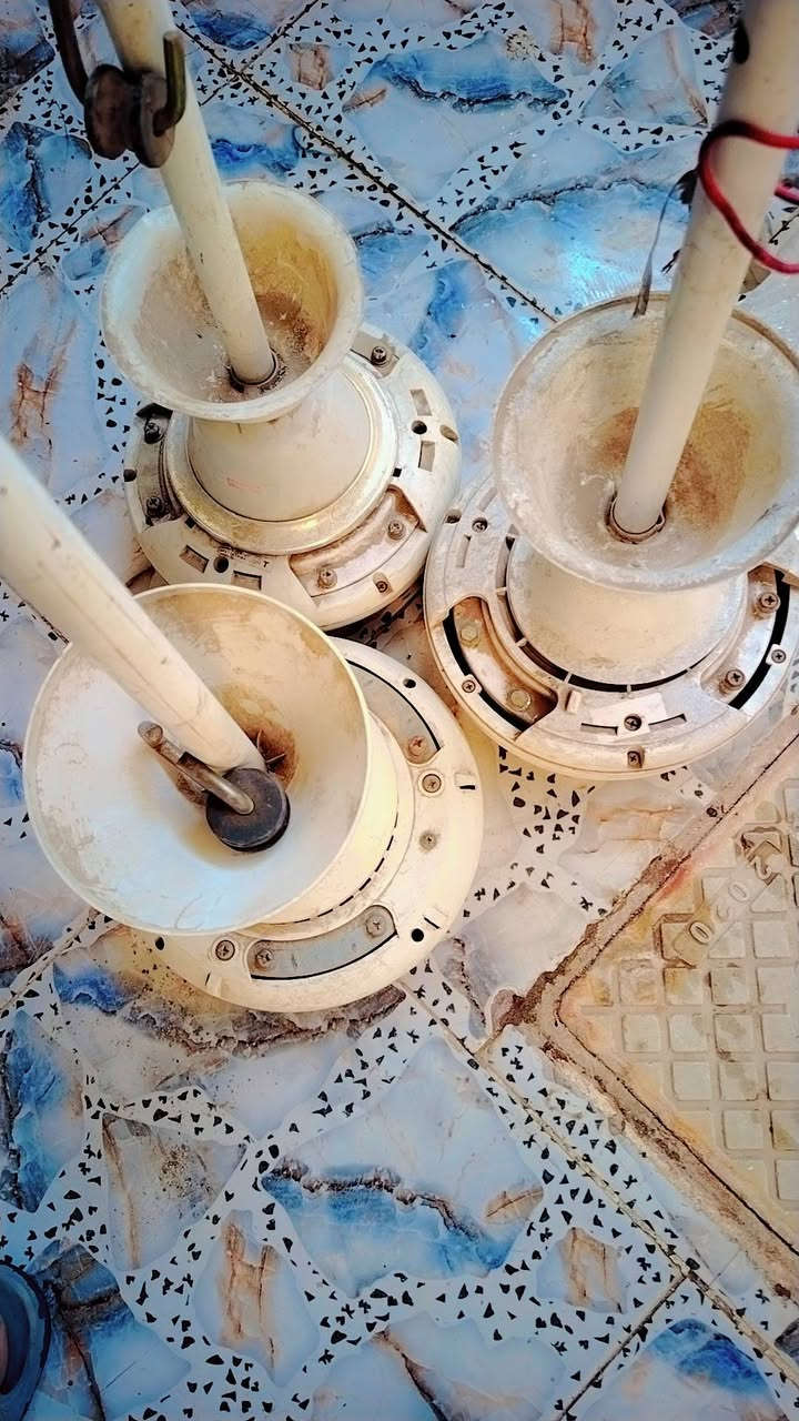 أخوان السلام عليكم بيع مستعجل موطورات ماء عدد 2 موطور اصلي نضيف الثقيل  ومراوح عدد 3 اليحب يتفظل


**إذا كنت صاحب هذا الإعلان وتريد حذفه لأي سبب، رجاءا أرسل رسالة إلى الدعم الفني**