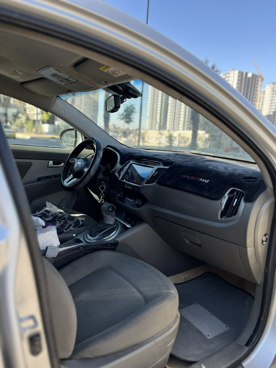 السلام عليكم
كيا سبورتج 2014
محرك 2000 دوش  
كفاله عامه عده بارد صغير بالصندوق ميبين 
خليجي
تحكم ستيرن  
حساس  خلفي  
كشنات مخمل
شاشه 
كاميرا 
تبريد قطعة 
مري شفط 
داخل رصاصي 
اشاير مري  
 قياده ايكو 
ماشيه 190 حقيقي
مكاني بغداد
تبريد ثلج 
ادامه كامله للسياره
تخم تاير 
بولش كامل قبل يومين
السعر 157 وبيها مجال 
للاستفسار رقمي 
***********
