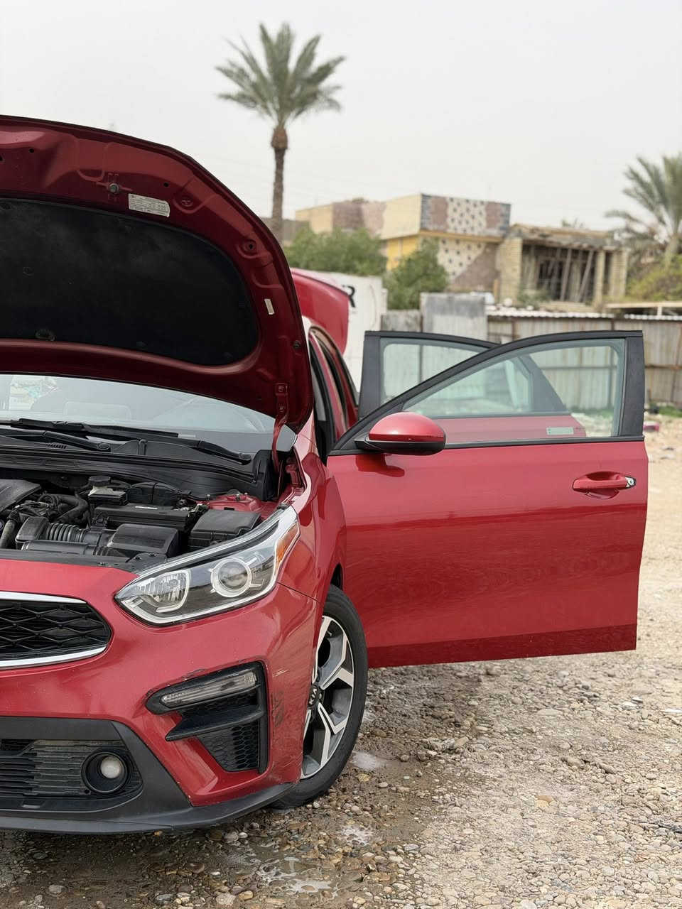 سلام عليكم للبيع كيا فورتي موديل ٢٠١٩ وارد امريكي حادثه بنيد فقط كير مكينه تبريد حداديه تخم تاير كله جديد كير اي تي سياره حلوه وبدون نواقص ترايك وين ميعجبك رقم بغداد تحويل ثاني يوم العنوان بغداد البياع السعر ١٢٢ وبيه مجال  للاتصال ***********
