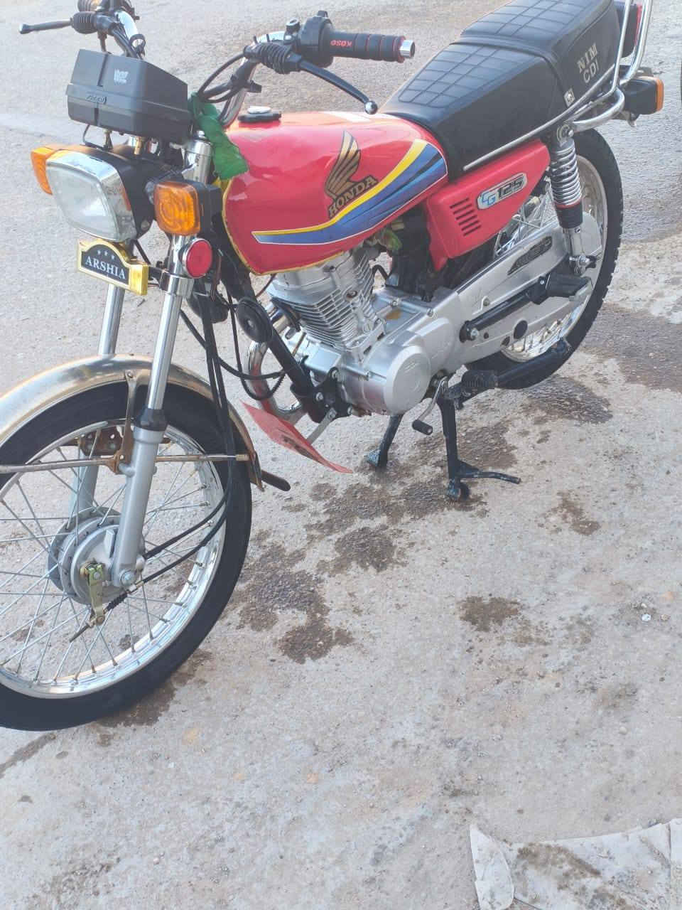 مكلف ب النشر دراجة وكيل العارضي تعمير 21 وشاصي 13 شاصي ربع محرك نامة كاملة مكملة سعر 750 وبيها مجال كبل مداور من الوكيل يعني تترقم
الاستفسار خاص او *********** واتساب موجود
