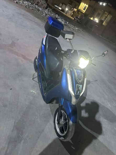 السلام عليكم دراجه كهربائيه للبيع جدآ نضيفه السعر 650 وبيه مجال 
***********
