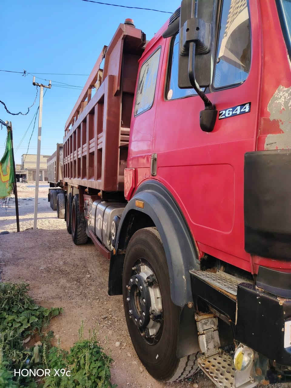 سلام عليكم قاطرة مقطورة
موديل ٨٩
مكينة ٤٤
كير فافون ١٥٥
نص جي أف بوربرين الكبير
السيارة مربوطة رسميا قاطرة مقطورة
تريد رأس تريد عربانة نبيعك عادي 

***********
