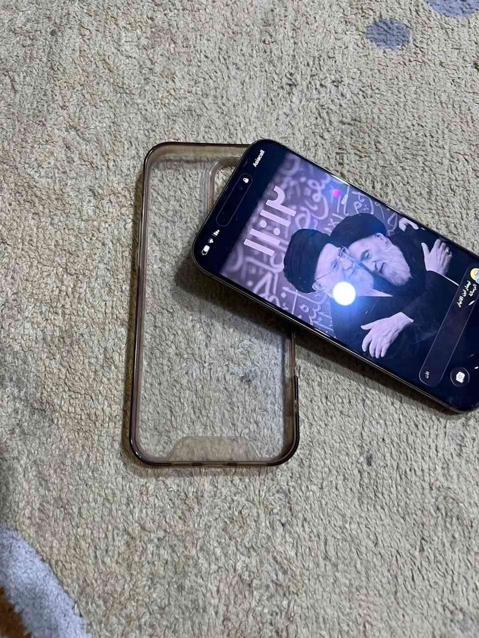 أيفون 16 برو ماكس
لون دهبي 

نضافة 100 ع 100 

 

بطارية 96

ذاكره 256

شريحة وحده 

السعر 1250 

العنوان حي الحسين

واتس او اتصال ***********
