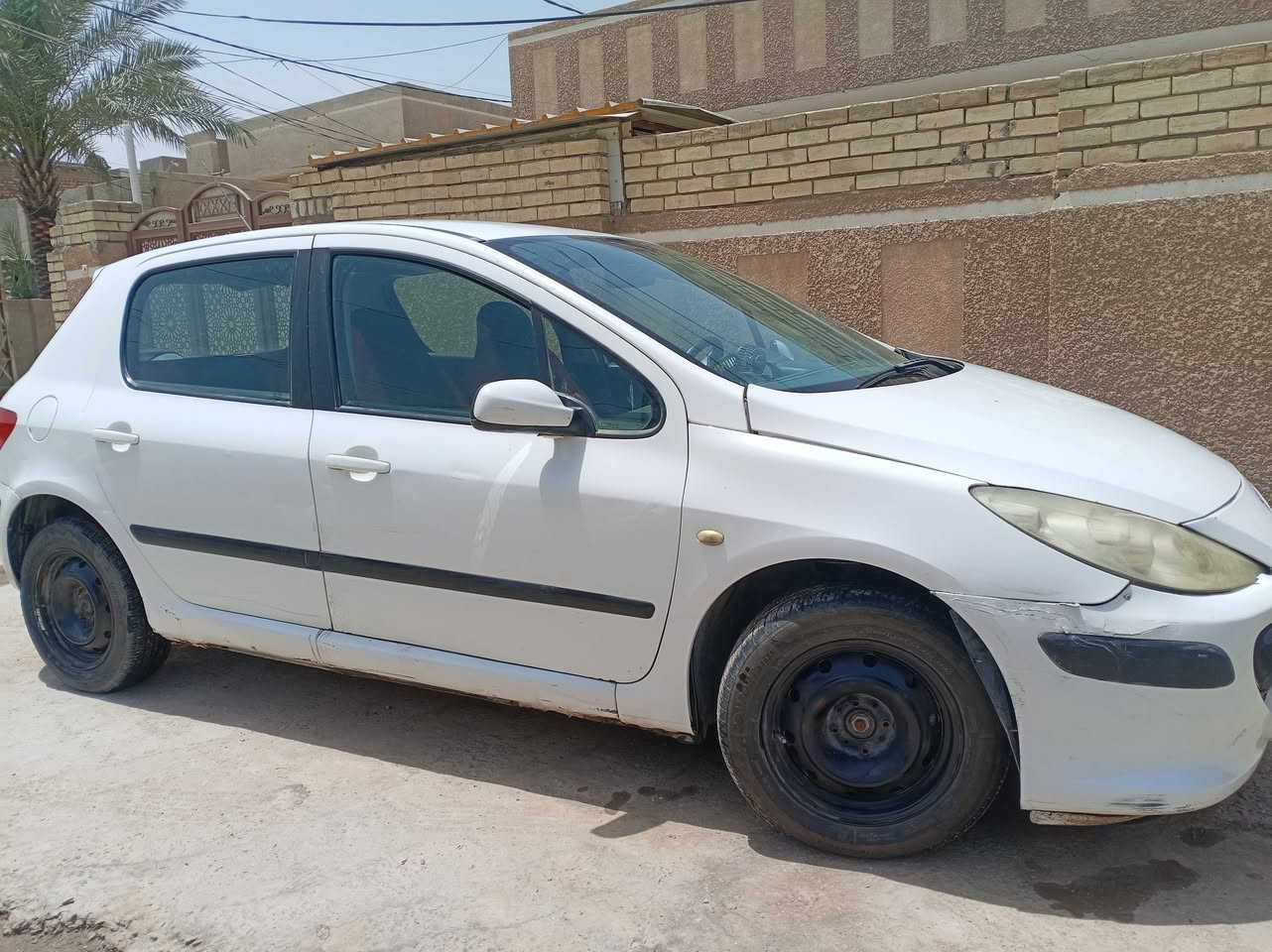 بيجو 307 فرنسي للبيع
موديل 2006 سنوية مجدده لل2030

رقم انكليزي مكينه مكفوله. تبريد عاطل

مكانها حلة بكرلي
سعر44 ورقه

***********
