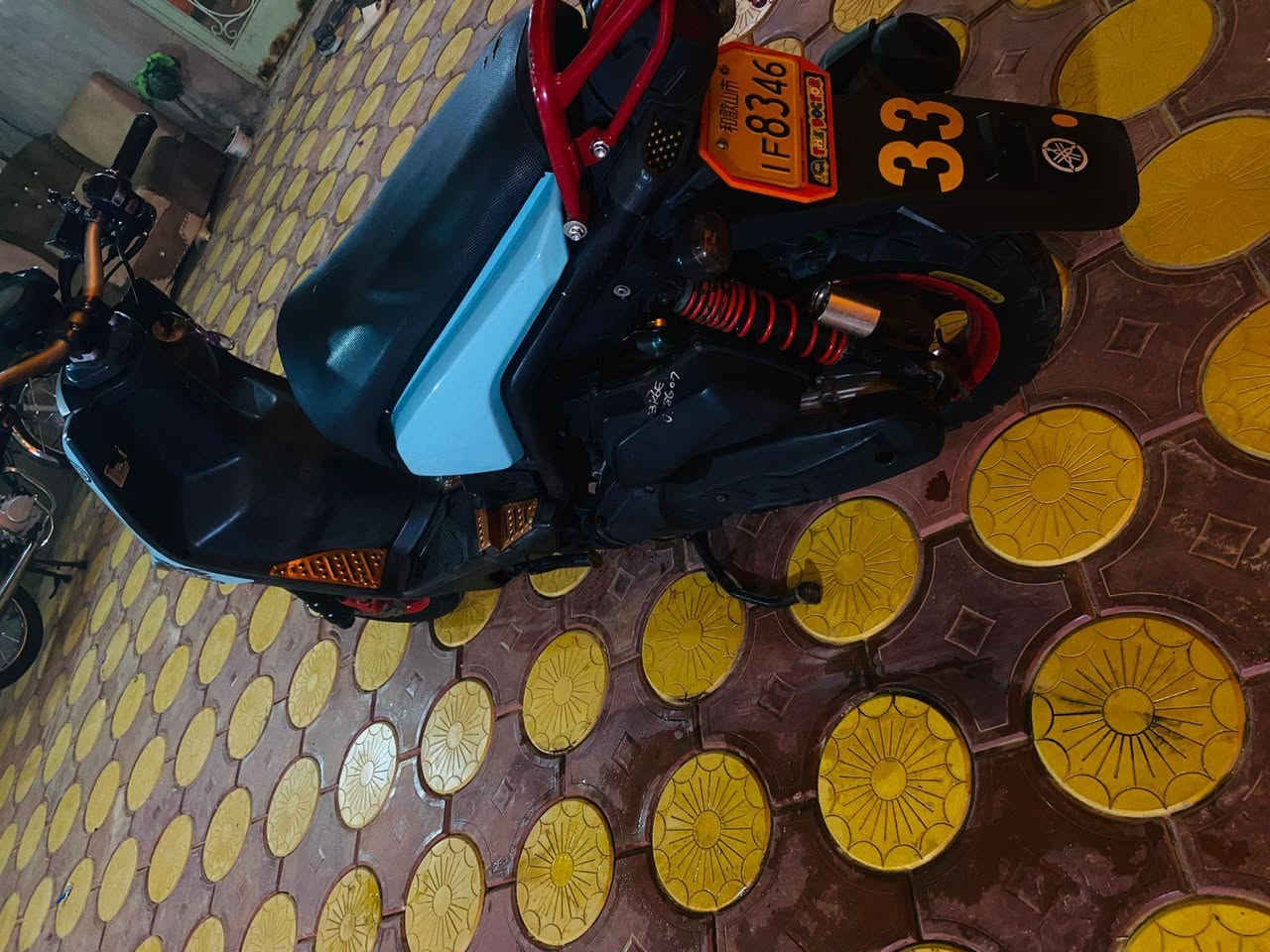 البيع كفاله عامه تجي وتفحص سعر خاص  مراوس شعدك نزل 
***********
