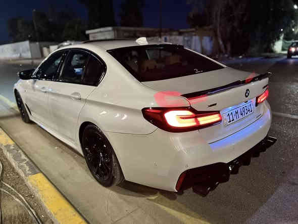 ‎السلام عليكم🖤🚀
BMW 540 2022🔥 
سيارة محدثة كت m بالكامل 

السعر 345 ورقة وبي مجال 

للاتصال ***********
محرك 6 سلندر بانزين توين توربو ماشيه 24 الف كم 

مواصفات فول 
داخل لون مشمشي 
‎‏‎- فتحه بالسقف ( سلايد) 
‎‏‎- نظام القيادة الذاتية
‎‏‎- كاميرة خلفية بدقة عالية
‎‏‎- رادار لقراءة خطوط الشارع
‎‏‎- رادار جانبي 
‎‏‎- رادار امامي 
‎‏‎-  شاشة كبير لمس 
‎‏‎- نظام i drive
-   harman kardon سماعات 🎧
‎- نظام اطفاء السيارة في الاشارات
‎‏‎-مقاعد فول تحكم كهربائي
‎‏‎-مقاعد الامامية تدفئة
‎‏‎ - اضوية تابلو مخفية (عدة الوان) 
‎‏‎- اضويه اماميه Adaptive LED ( ليزر )
‎‏‎- نظام النقطة العمياء
‎‏‎- اهتزاز الاستيرن عند اقتراب السيارات 
‎‏‎- نظام Auto Hold
‎‏‎- انظمة قيادة متعددة ( SPORT + COMFORT+ ECO ) 
‎‏‎- مقاعد خزن ميموري  
‎‏‎-  بصمة تشغيل
‎‏‎- حساسات اصطفاف ( امامي + خلفي ) 
‎‏‎- مريا طوي كهرباء + قلاب عند الرجوع للخلف 
‎‏‎- ستيرن كهربائي
‎-داتا شو 
‎‏‎- شفتات على الاستيرن  ( شفتر ) 
‎‏‎- نظام ملاحة ( NAV + MAP ) 
‎‏‎- مكيف ( امامي + خلفي ) منفصل
‎‏‎- نظام  carplay

گير ومكينه وحداديه وتايرات كلها بشرط
