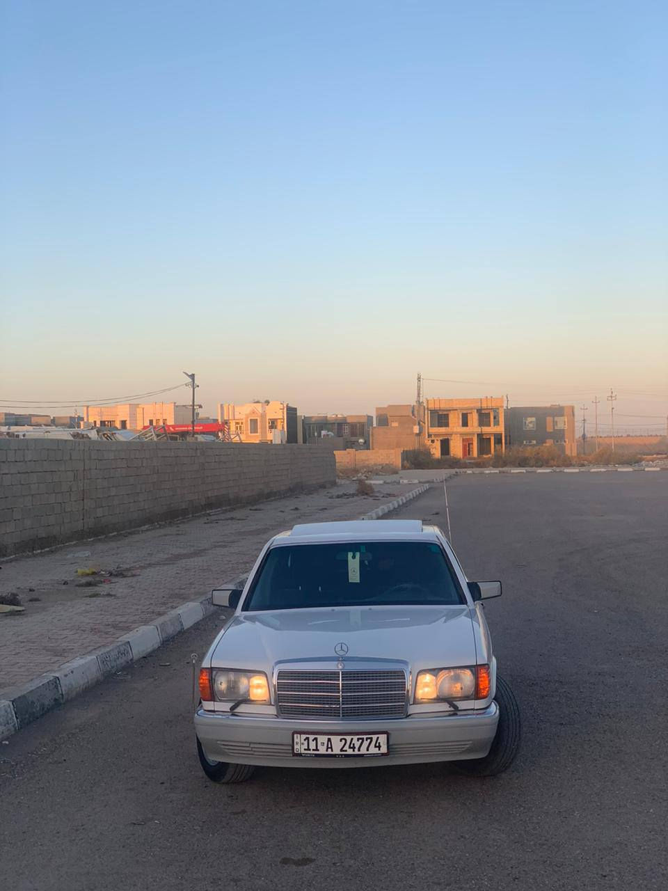 سلام عليكم.. للبيع مارسيدس رئاسي موديل 1987 السيارة جااهزه بلاديه محرك گير بلادي كشناات كهربائية فتحت سقف. باب قصير. تخم تاايرر اووفر سرعه السياره كلشي بيهااا كاامل.. السعر 70 وبيهاا مجاال للشراي. اللاستفسار الإتصال ع هذاا الرقم *********** المكاان. الانبار الخالديه
